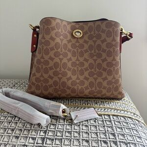 Coach Willow shoulder oblique Bucket bag